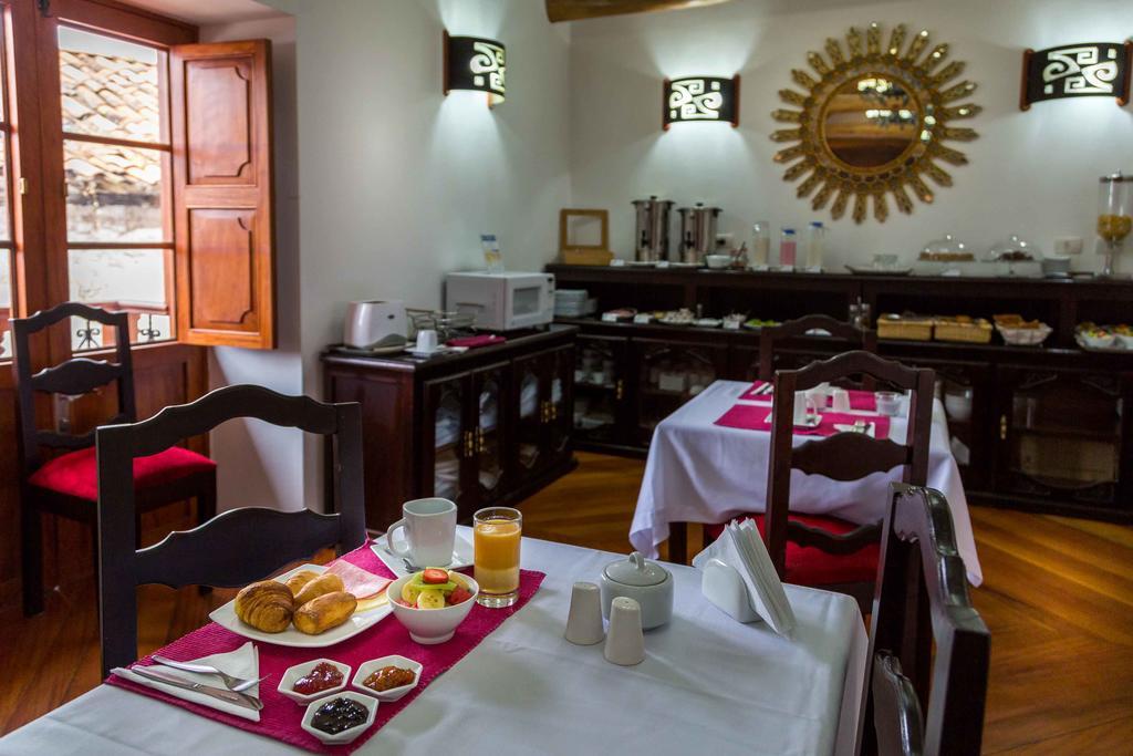 Hotel Illa 3*